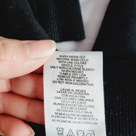 ☀️FRIENDS Black Joggers - Picture 6 of 11